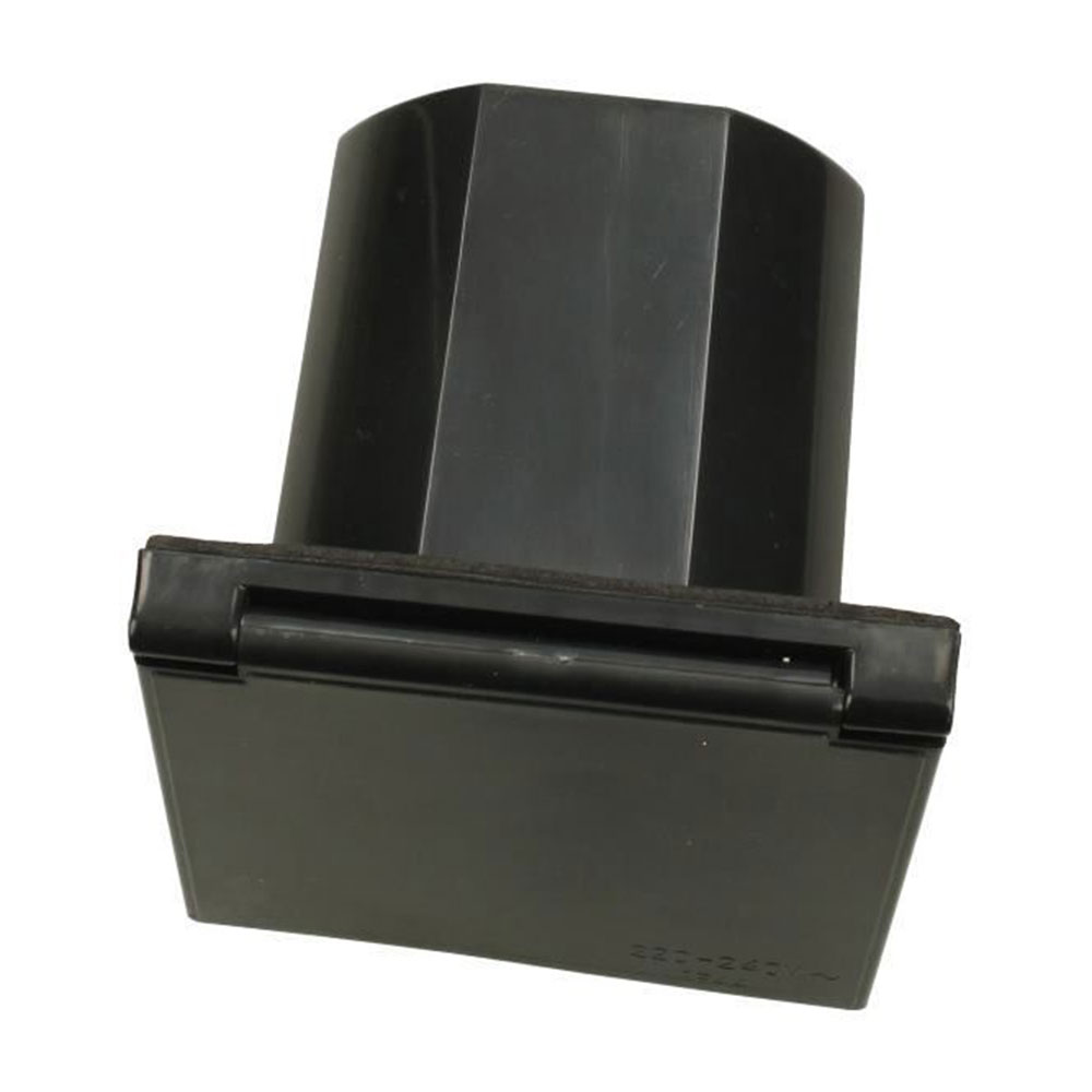 Flush mounted 240v mains hook up 1