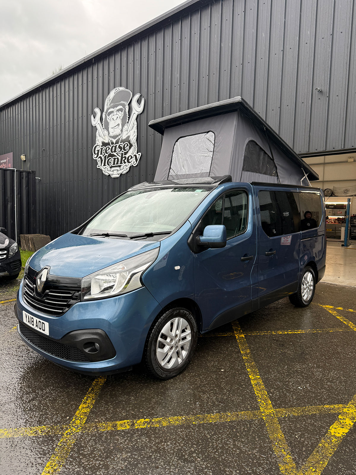 RENAULT TRAFIC SWB POP TOP ROOF 1